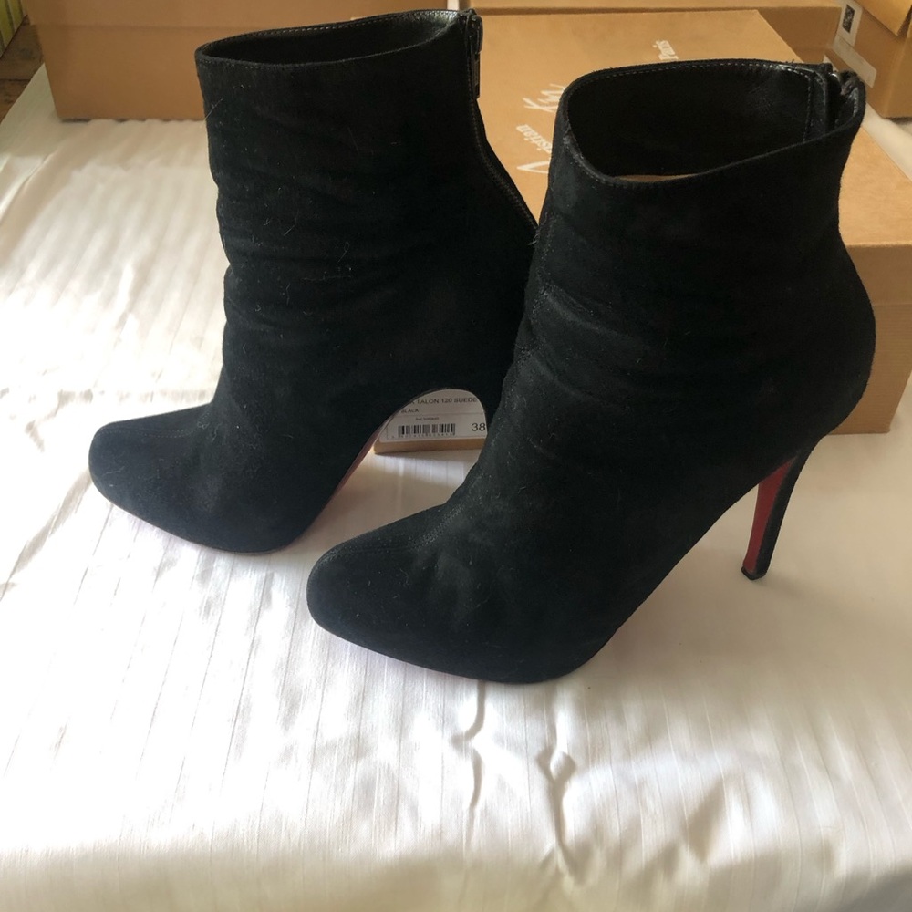 Christian Louboutin Arielle Talon Black Suede Ankle Booties size 38.5 - Picture 4 of 10